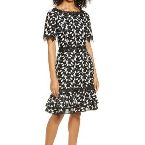 Shani Black White Floral Leaves Lace Knee Length Dress Size 4